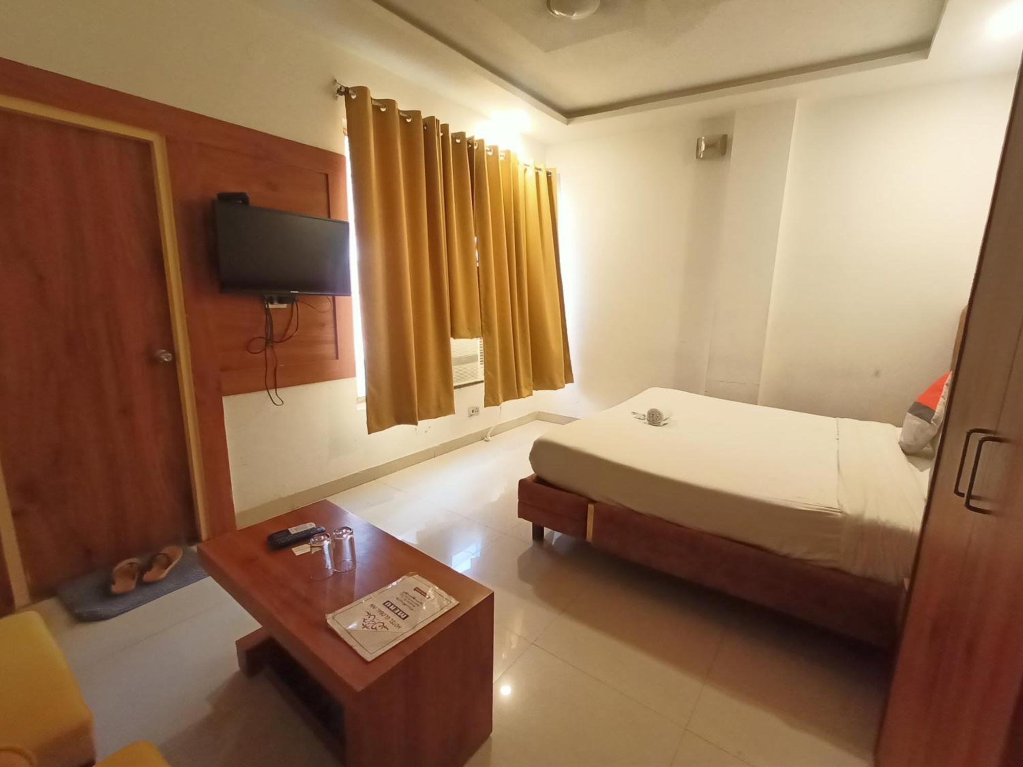 Hotel Global Inn -1 Km From Railway Station - Lift Food And Free Parking Lucknow Exteriör bild