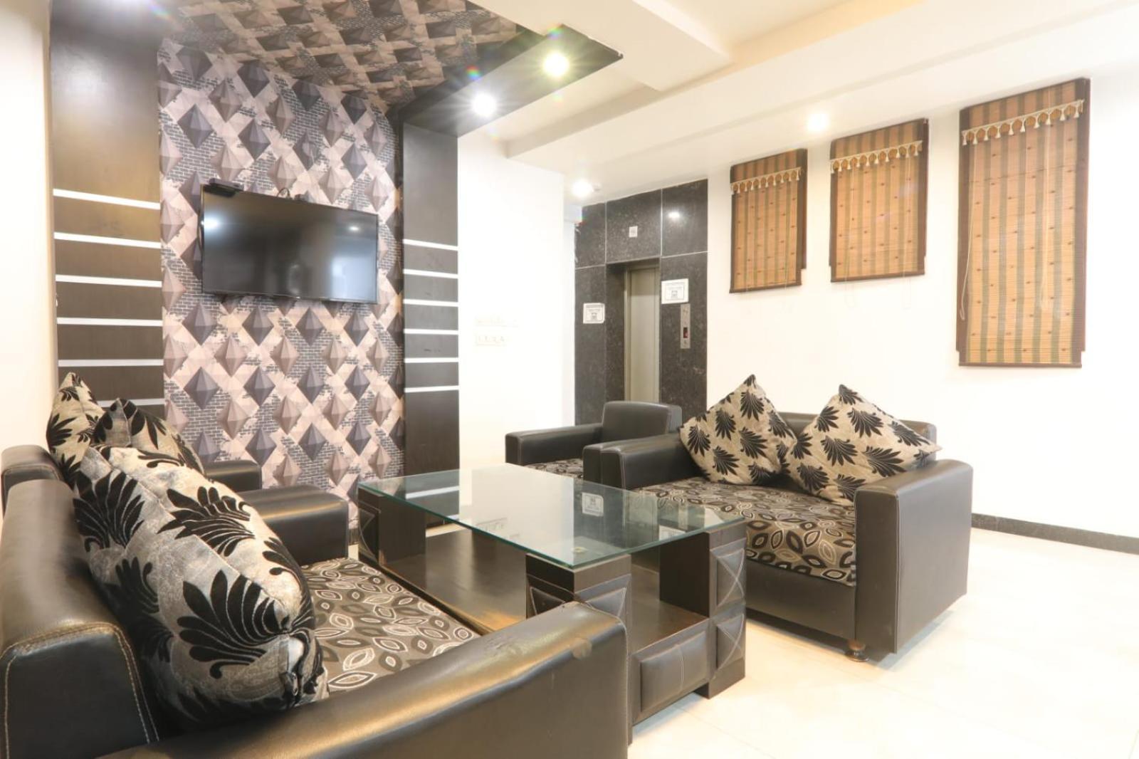 Hotel Global Inn -1 Km From Railway Station - Lift Food And Free Parking Lucknow Exteriör bild
